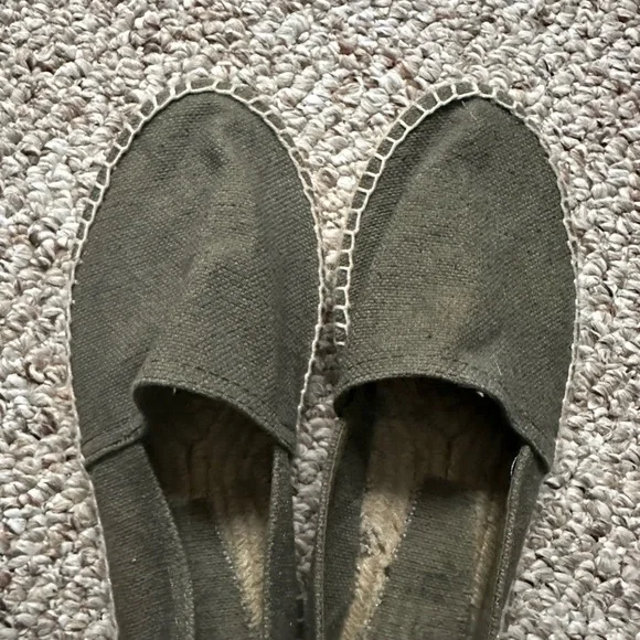 Women's Olive Espadrilles - Picture 2 of 4